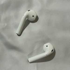 Apple AirPod 2nd Generation